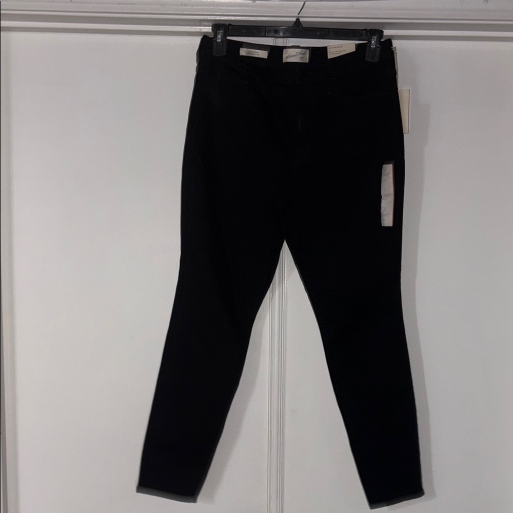 Universal Thread Black Skinny Jeans